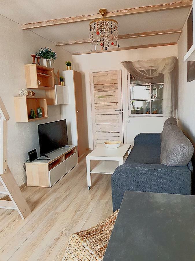Dp Art 14 Old Town Self Check In Appartement Kaunas Buitenkant foto